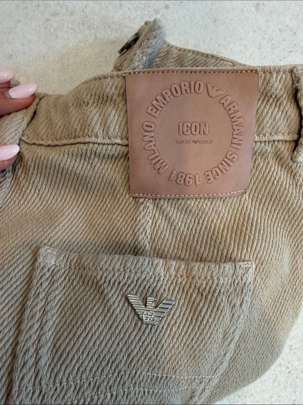 Emporio Armani Beige Wide-Leg Corduroy Cropped Pants - Picture 4 of 6